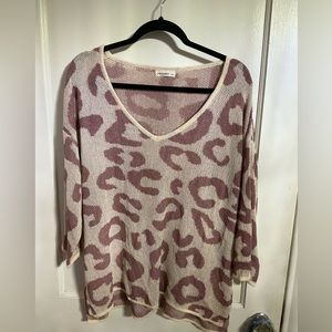 AND THE WHY  Leopard Print Sweater‎ Women's S/M